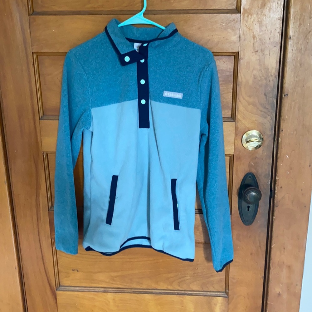 Columbia pullover